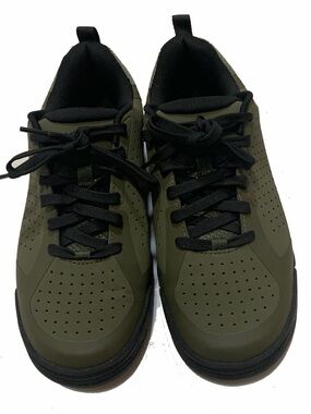 11 / Bontrager Flatline Mountain Bike Shoe